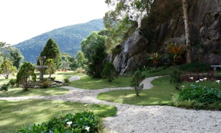 Como participar de um retiro da Self-Realization Fellowship?